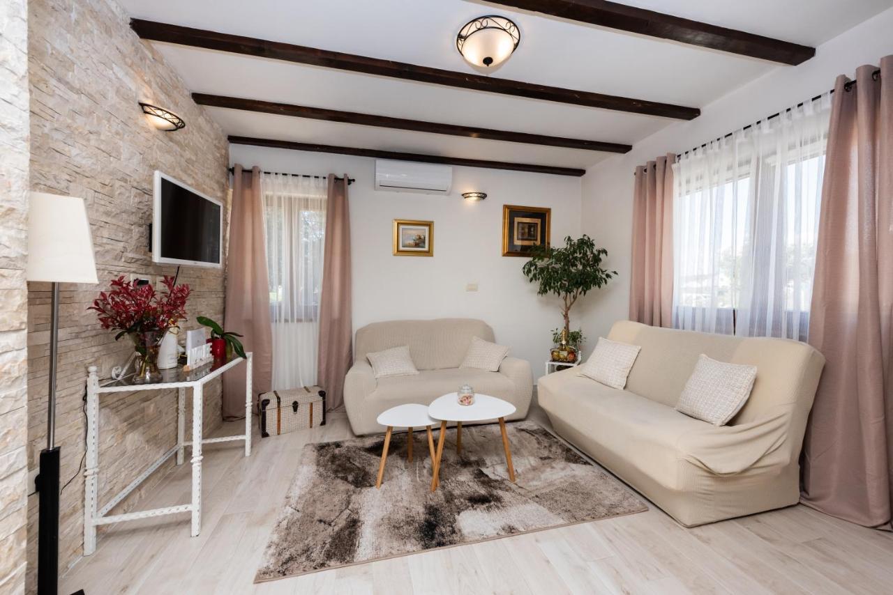 Villa Aldonna Bibinje Bagian luar foto
