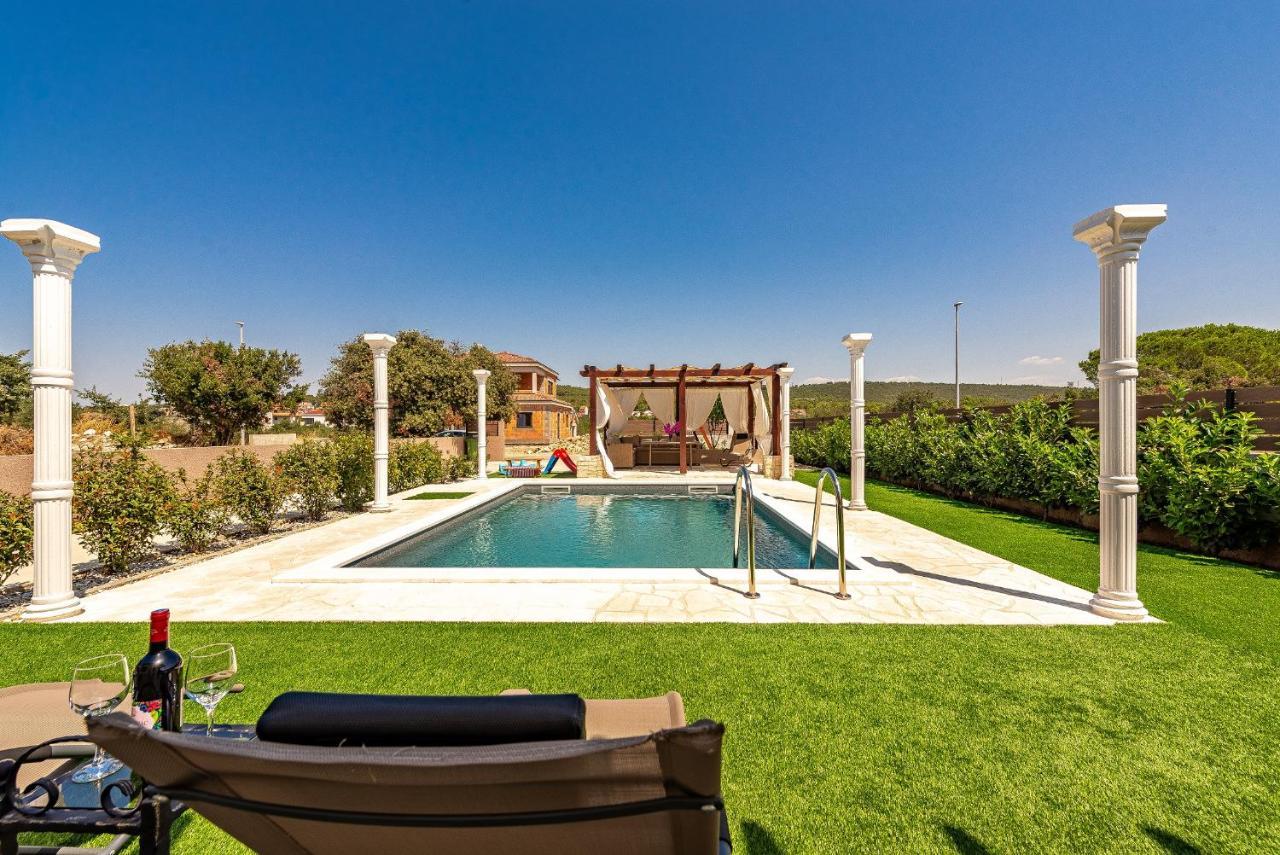 Villa Aldonna Bibinje Bagian luar foto