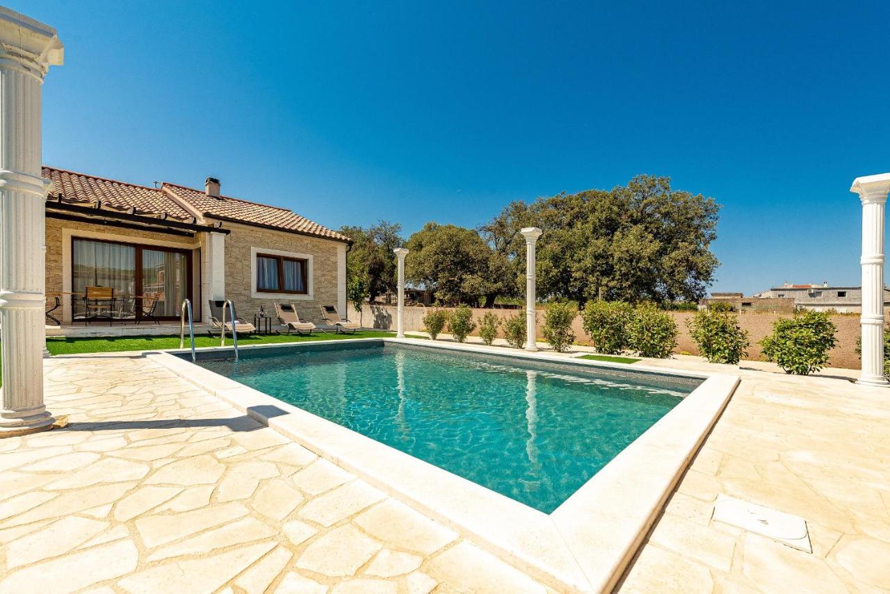 Villa Aldonna Bibinje Bagian luar foto