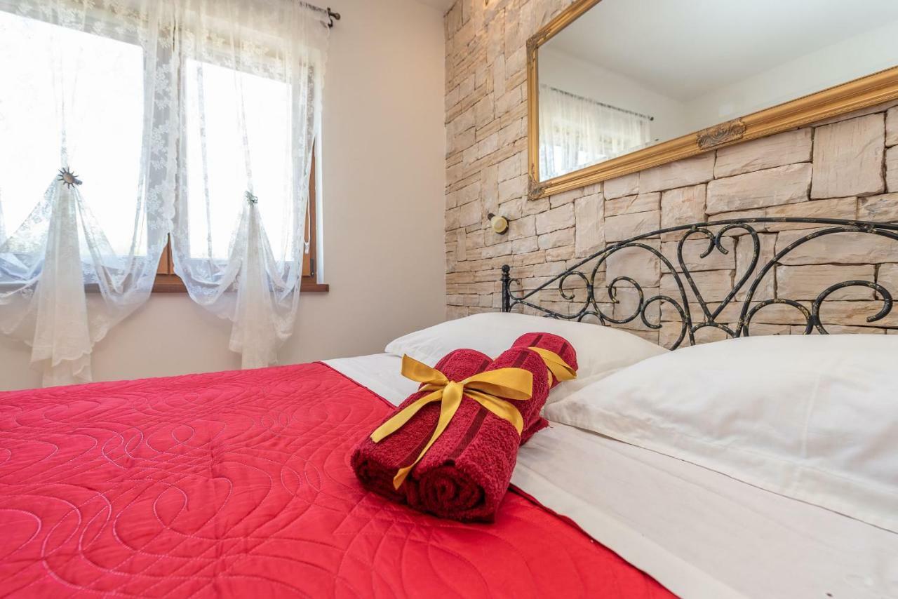Villa Aldonna Bibinje Bagian luar foto